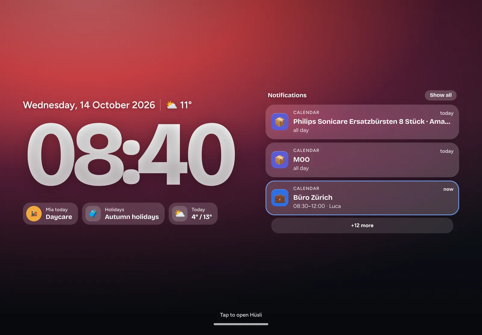 Hüsli in wall mode on a tablet: time, weather and what’s on today